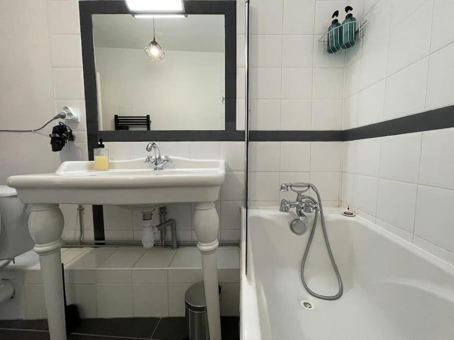 L'appartement Tomey Avec Parking * Carcasona
