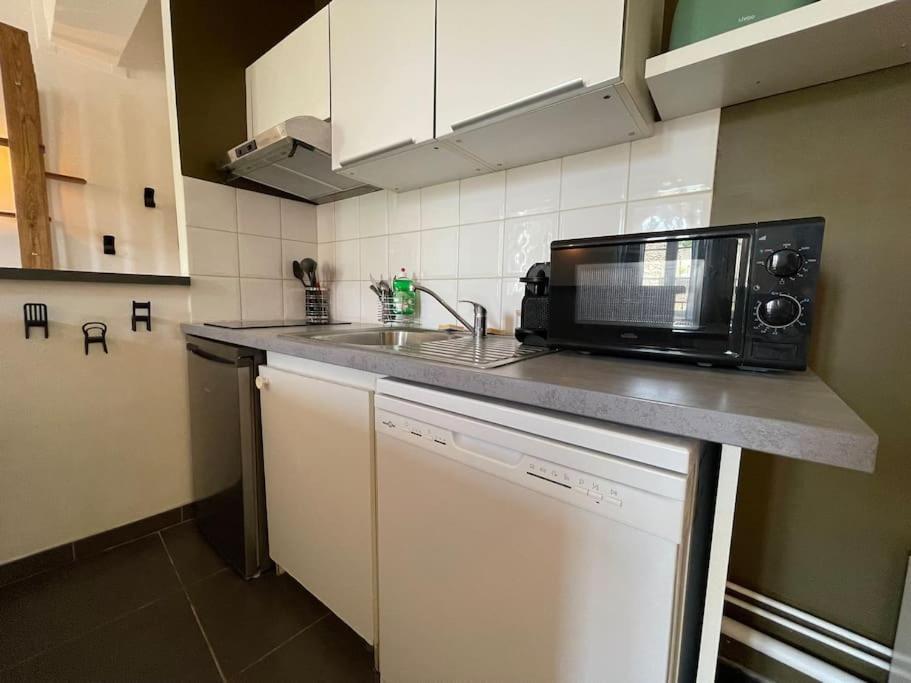 L'appartement Tomey Avec Parking Apartamento