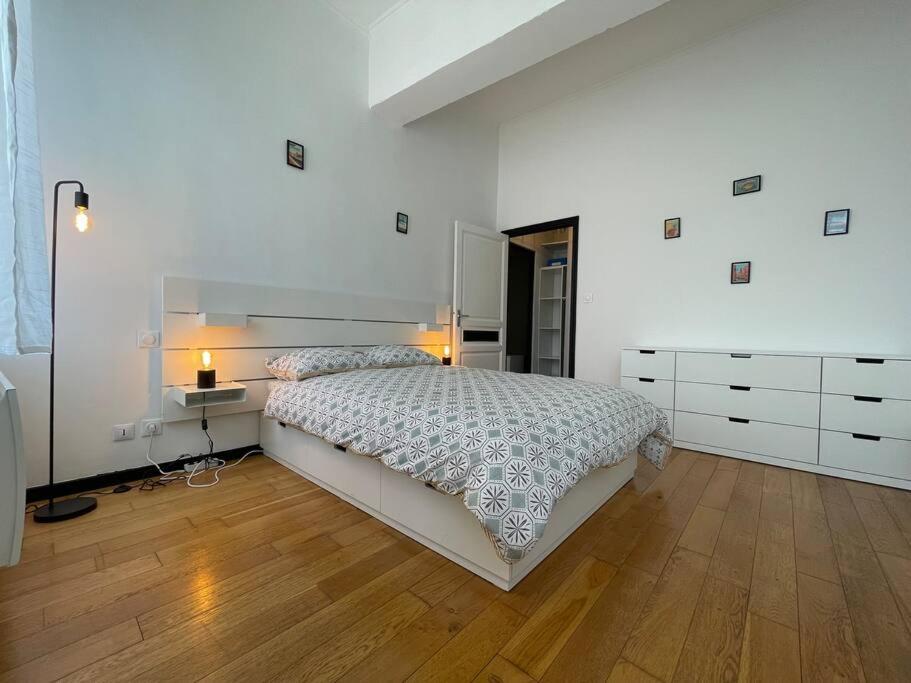 L'appartement Tomey Avec Parking Apartamento *